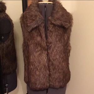 Rampage Faux Fur Brown vest